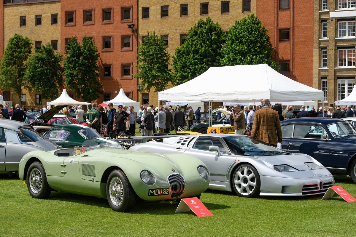 LondonConcours's tweet image. This year we will host a special display of the 2019 ‘Best in Show’; a stunning green Jaguar C-Type.  Presented in its original livery from the 1953 Mille Miglia, it will be on a rotating stage.

📸@FLUIDIMAGER 

#LondonConcours #Jaguar #CType