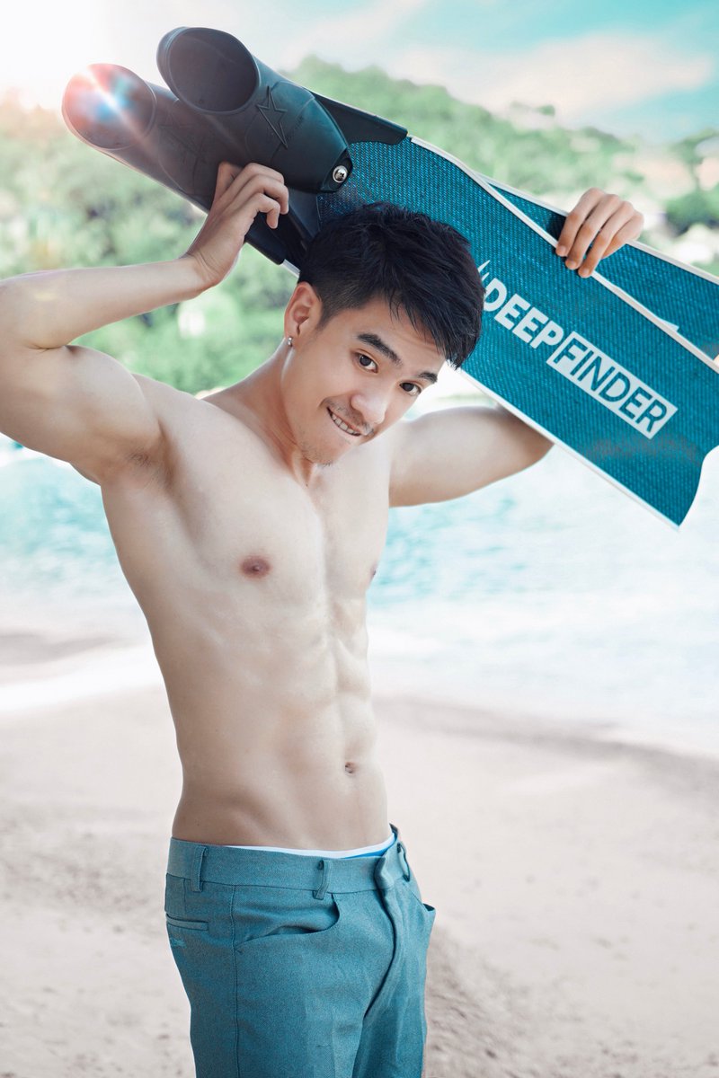 mckers's tweet photo. ดำลงไปวัดกับปลิงทะเล.... 😆 #DeepfinderTH #Deepfinder #Freedive #KohTao https://t.co/dHN39tOy1u