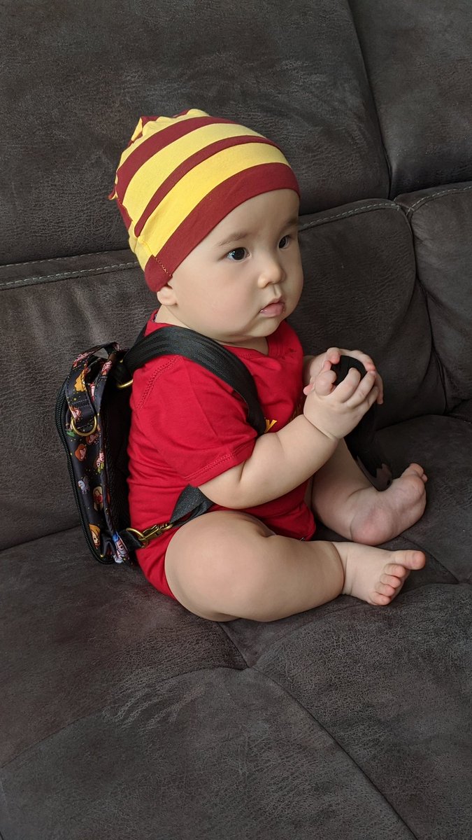 thundertweep's tweet photo. All dressed up in Momma's favourite things: #Floral #HarryPotter #Jujube #Prints 😍 No better time than now to dress up even though we are just visiting Ah Ma's house which is a 10min walk away 🙈😂
#WithWabi🎀
#WithPeanutDidi🥜 https://t.co/M5YsVBHIwp