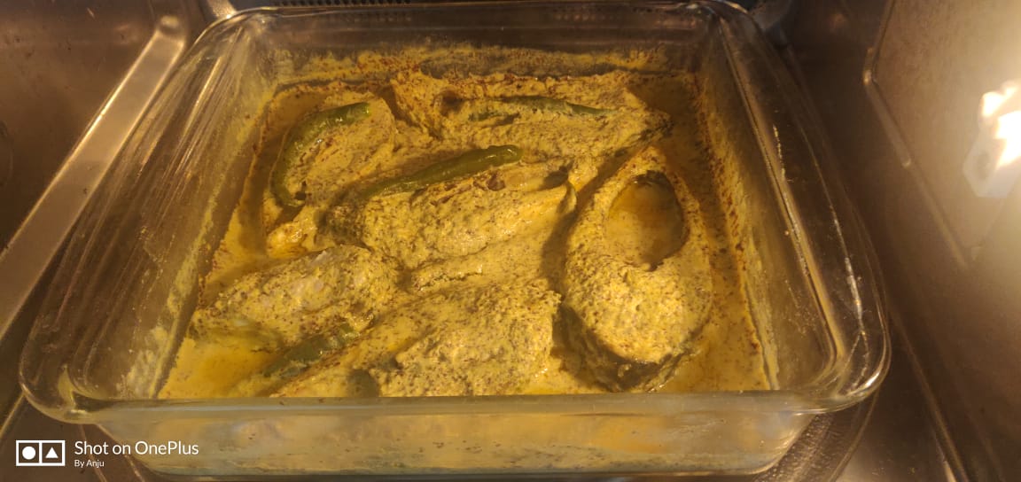 OdishaTrails's tweet photo. #Sorisa #Ilishi / #Hilsa ,a #popular &amp; #delicious #fish #curry made with #mustard ...balanced #taste...not #spicy nor #bland and easy 2 #digest ... #happy #tummy

#healthy #gastronomy #food #homeMade #traditional #Local #Indian #Asian #Odisha #OdishaTrails #New #different #menu https://t.co/HrRgAoB8Cz