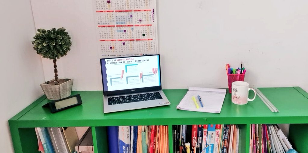 MaryamAteeq7's tweet photo. My Study Space📚#PreMedChallenge https://t.co/1fd3YSwbiT