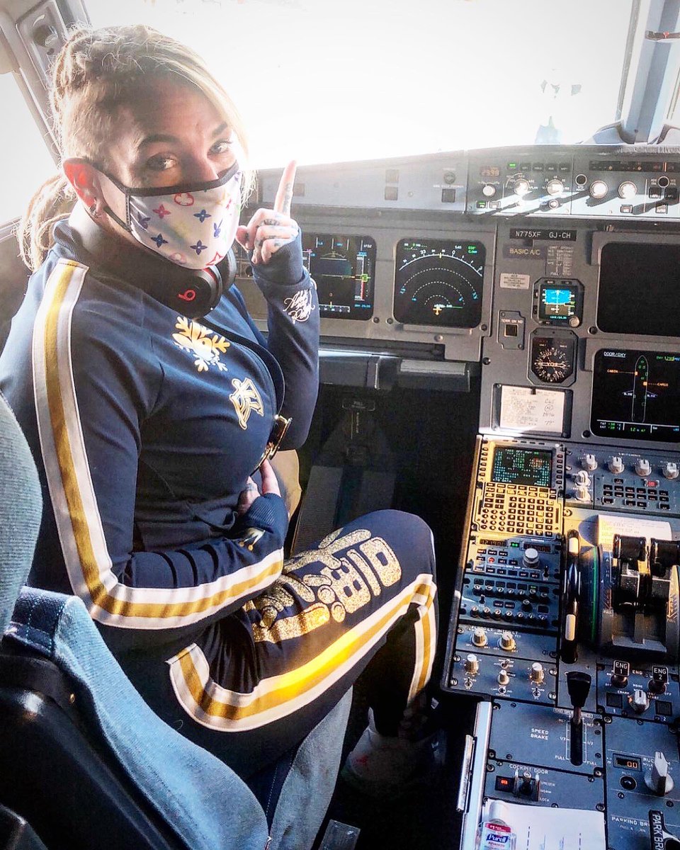 thefloridamaim's tweet photo. Ladies and Gentlemen, This Is Your Captain Speaking... fasten your seatbelts, it’s about to get weird... #imapilotnow https://t.co/YXh5mgJGDH