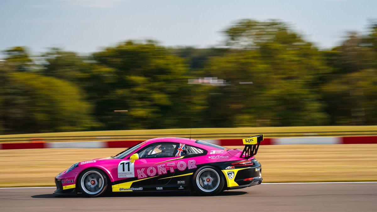FoxMotorsportOT's tweet photo. P6 in Am qualifying for @TownsendRacing ahead of his Porsche Carrera Cup GB debut at Donington Park; our man finding over a second on his final flying lap. Pumped for the races tomorrow. #PCCGB

📸 Porsche GB https://t.co/Z81hRFs5I0