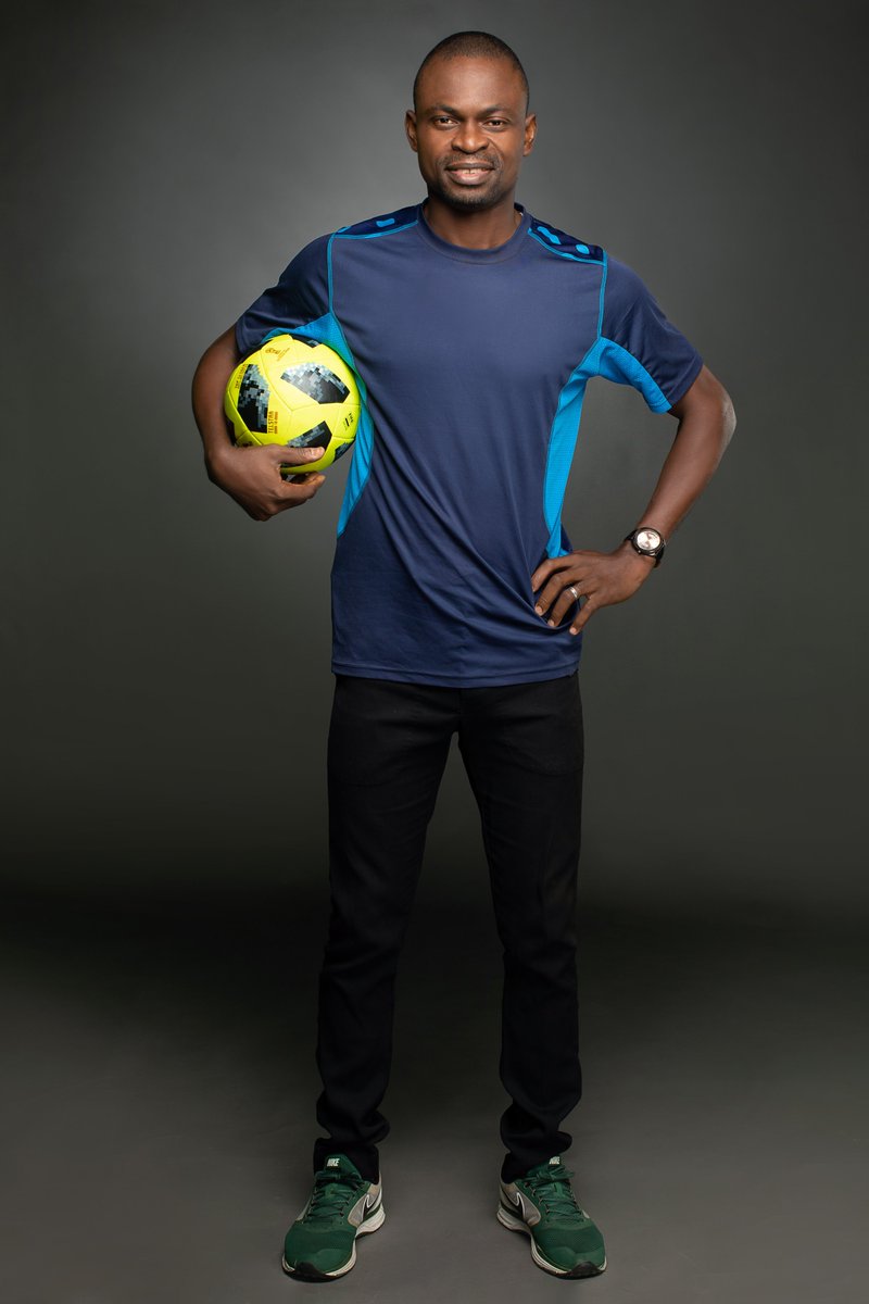 Max1023FM's tweet photo. #NowOnAir #Maxsports with your one and only #KpefMaster @omodia4real 

Tune-in and catch up with all the trending sports stories that you missed during the week.

You will be opportune to also know what's happening and what is about to happen! all here on #MaxSports

#newmonth https://t.co/DlcAxTmpFP