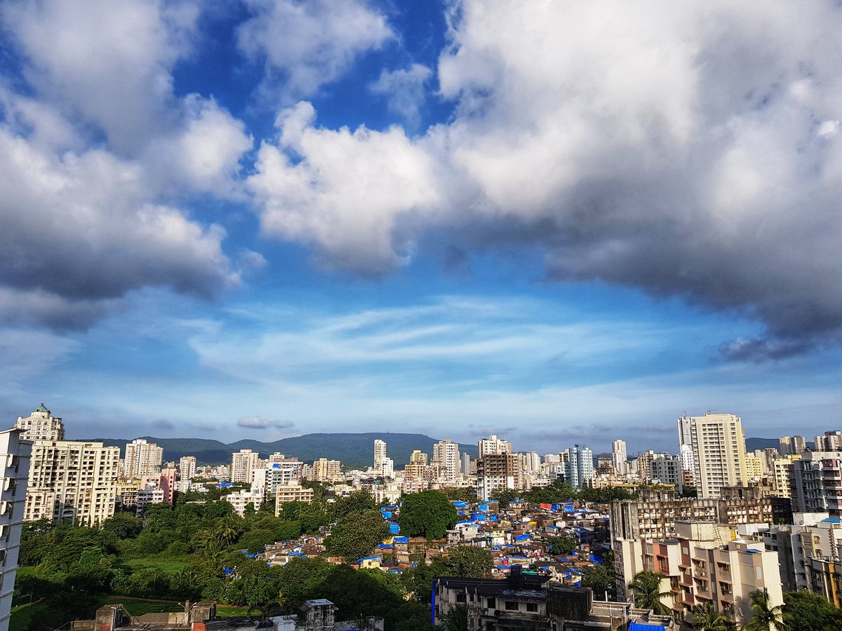 RahulOak's tweet photo. Borivali West. 
#skies #NaturePhotography #blue #samsungnote8 https://t.co/sky2r8oTk6