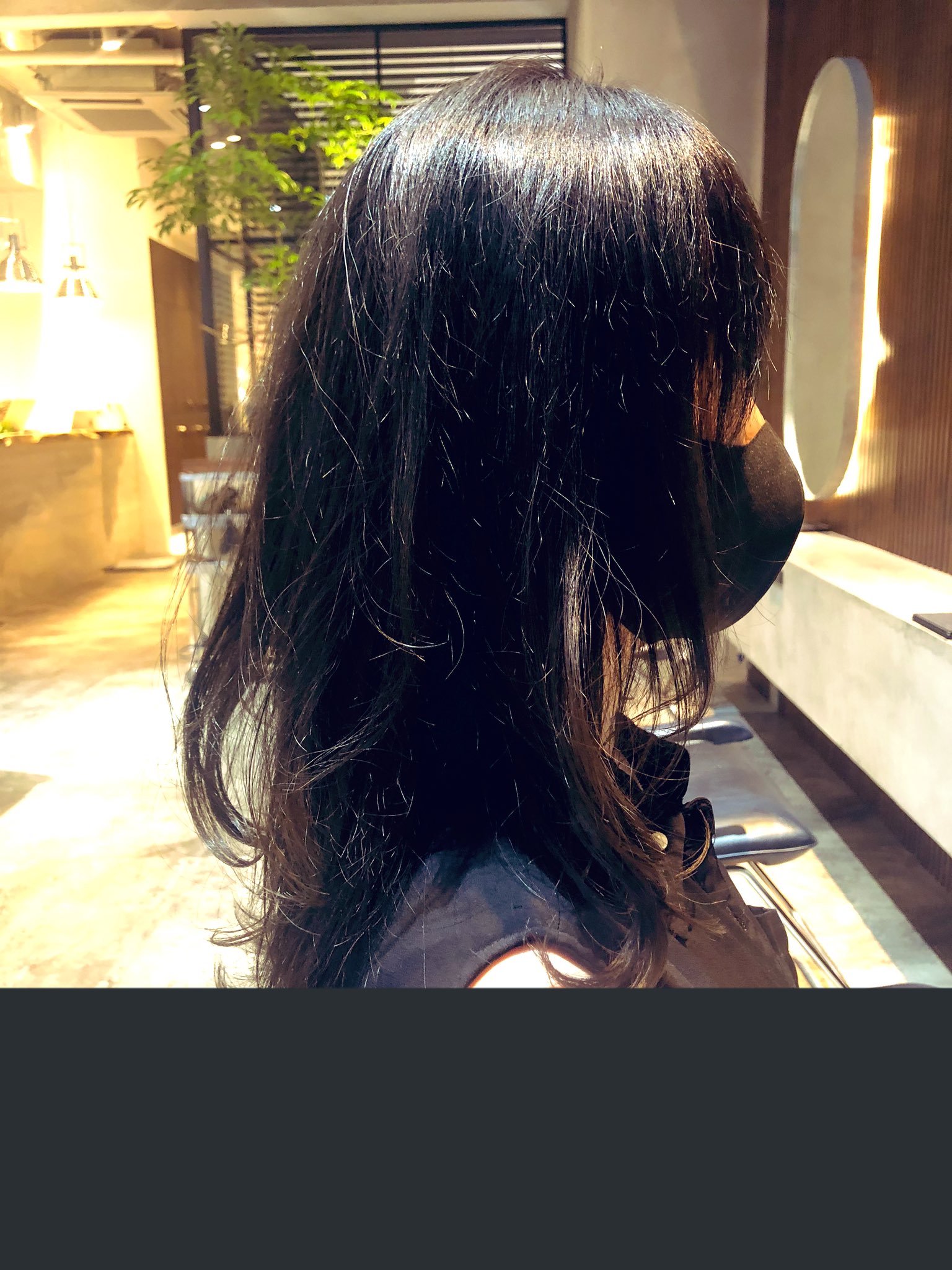 坂崎 葵 暗髪 レイヤー 髪の毛切りました ヘアケア ロングヘア レイヤー 黒髪 T Co Ioucuvziox Twitter