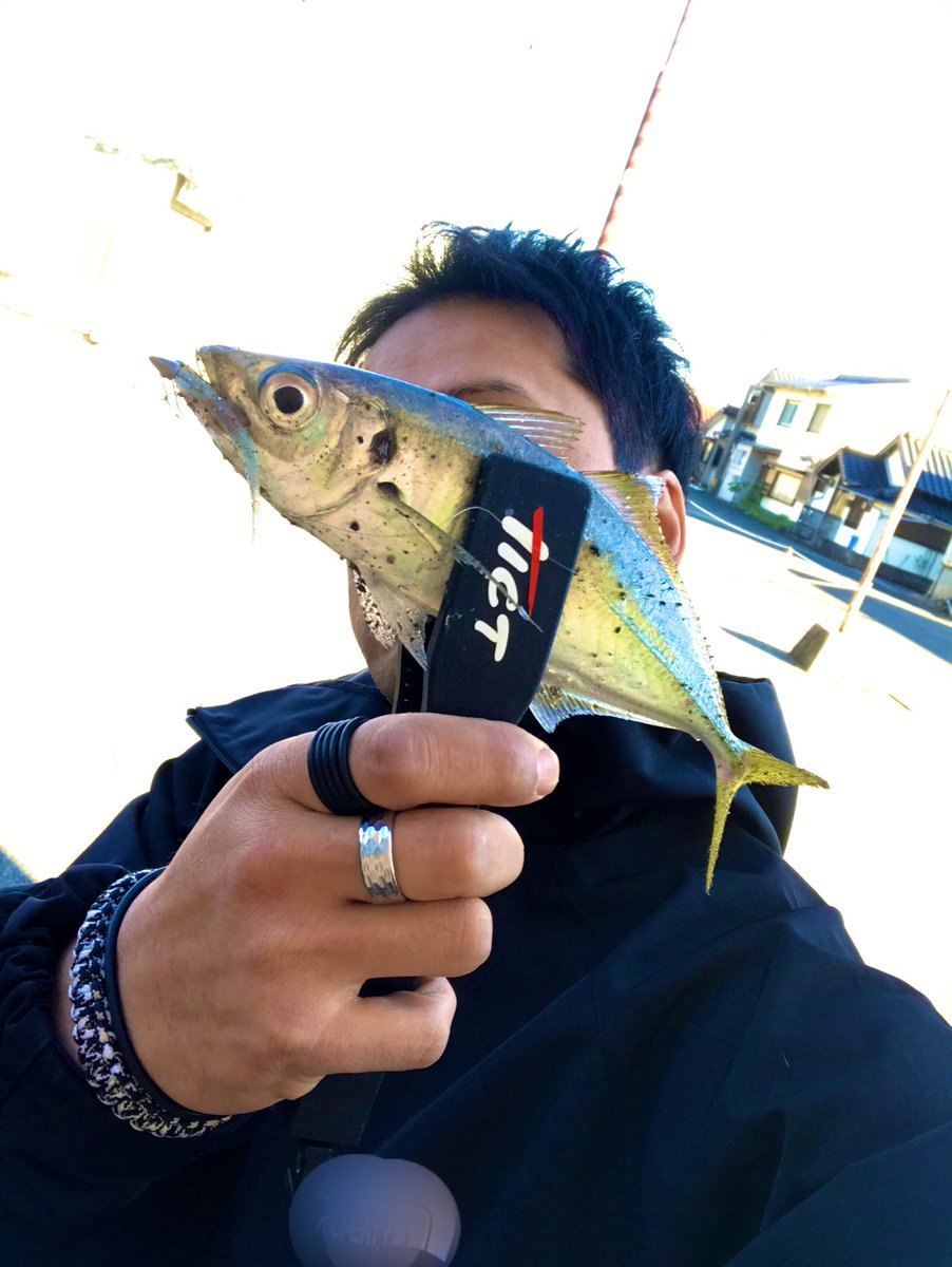 mittchi8's tweet photo. 最近自粛で全然釣りに行けてないので過去pic🎣
秋の尺アジシーズンには収束してほしいな🤔
#アジング #尺アジ #ジグ単
#tict #inbite #アジスタ #ブリリアント
#フィジットヌード #ギョピン
#rains #アジアダー
#一誠 #issei #スパテラ #松浦アジング #佐世保アジング https://t.co/djpbylpZCR