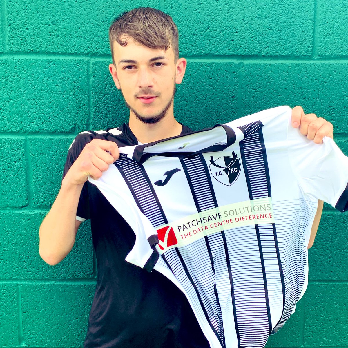 Tring Corinthians AFC (@tcafc_official) on Twitter photo 📝 @jakeplumridge69 signs on for the 20/21 season after impressing in pre-season.
Jake is a pacey winger with good feet. We look forward to seeing him in the white and black. #WelcomeJake
<a href="/PatchSolutions/">Patch Solutions</a> 📝 @jakeplumridge69 signs on for the 20/21 season after impressing in pre-season.
Jake is a pacey winger with good feet. We look forward to seeing him in the white and black. #WelcomeJake
<a href="/PatchSolutions/">Patch Solutions</a>
