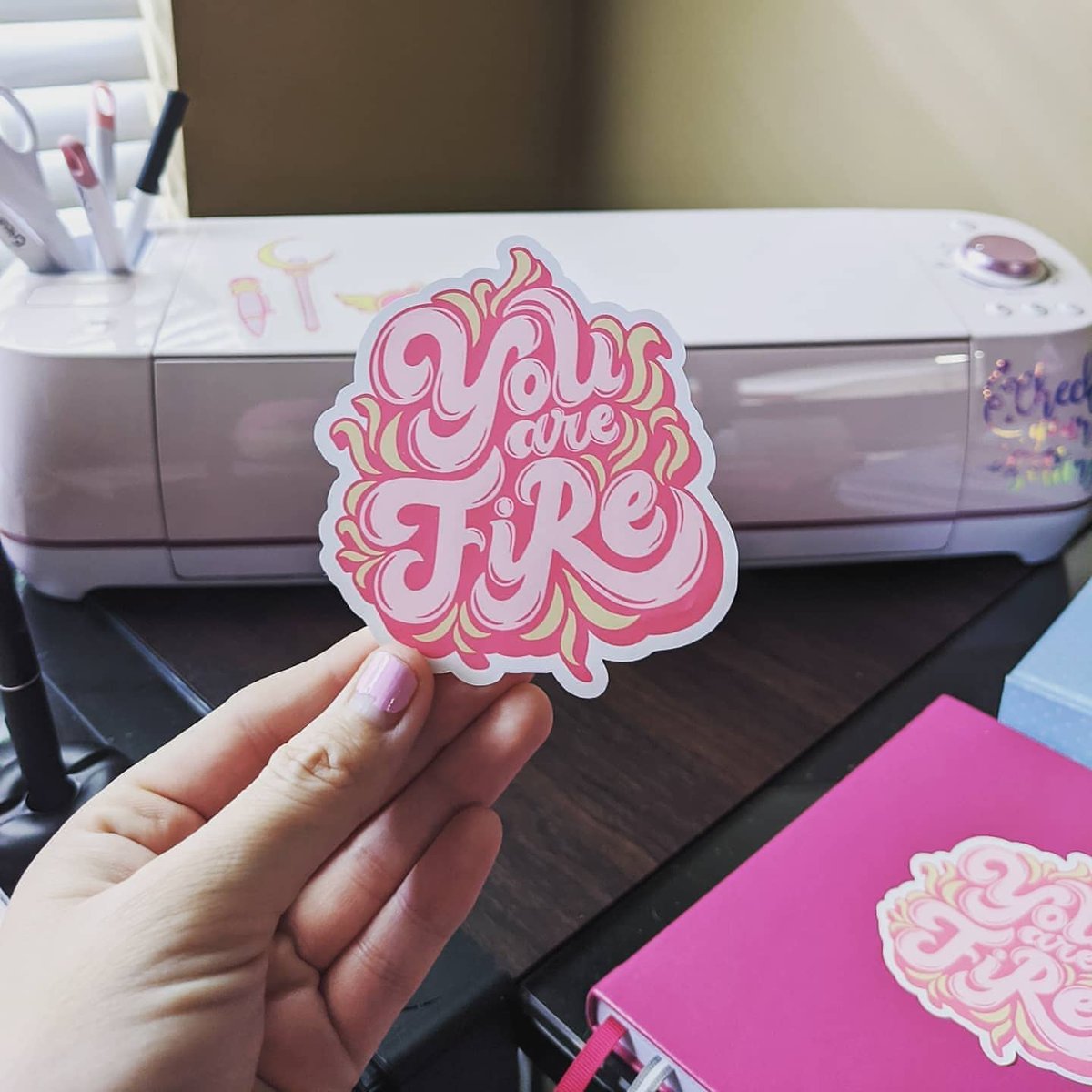 Jennifer_Greive's tweet photo. Link: https://t.co/z3VUVEwvcV
Enamel pin is in stock and on HAND early!!! They are gorgeous! 1st 20 customers to order will get a free you are fire sticker included!
#enamelpin #pin #fashionpin #jacketpin #jacket #backpack #itabag #handlettering #fashion https://t.co/b7LxxEvHL5