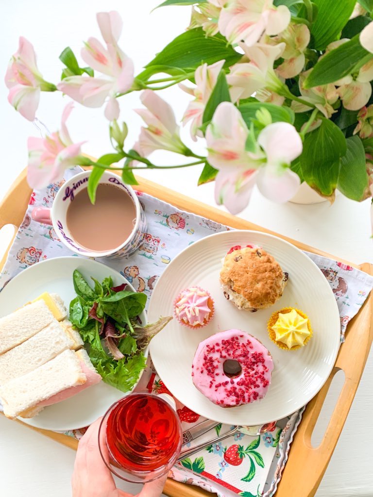 Afternoon Tea Club tweet media