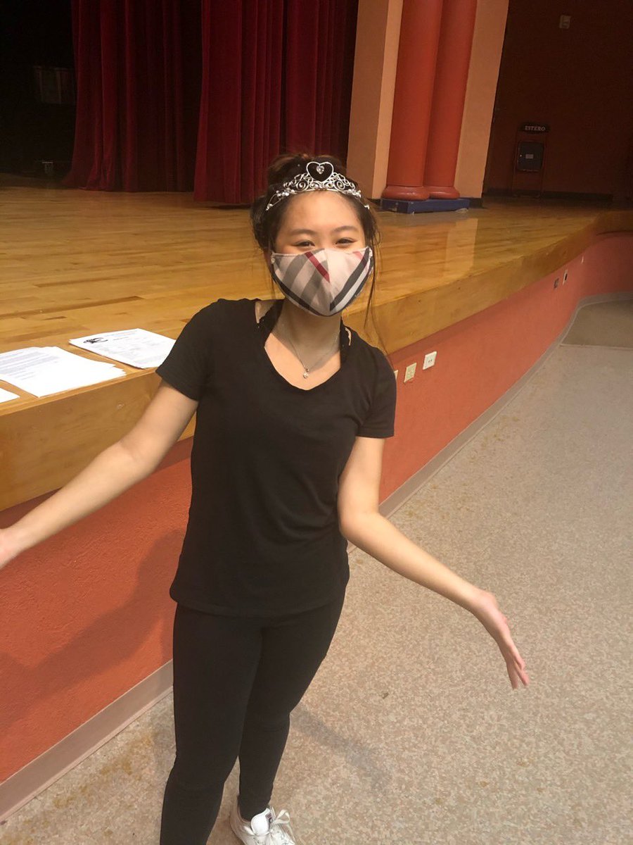 Ehs_Dance_Team's tweet photo. Congrats to our dance captain Lilly for getting the first ever “queen bee” award for someone who contributes well to the team. Members can pass the tiara around and award other members. Stay tuned to see who Lilly awards next!👯‍♀️💍🐝 #queenbee #wildcatpride @esteroband @EsteroHS https://t.co/fyiA8biiRh