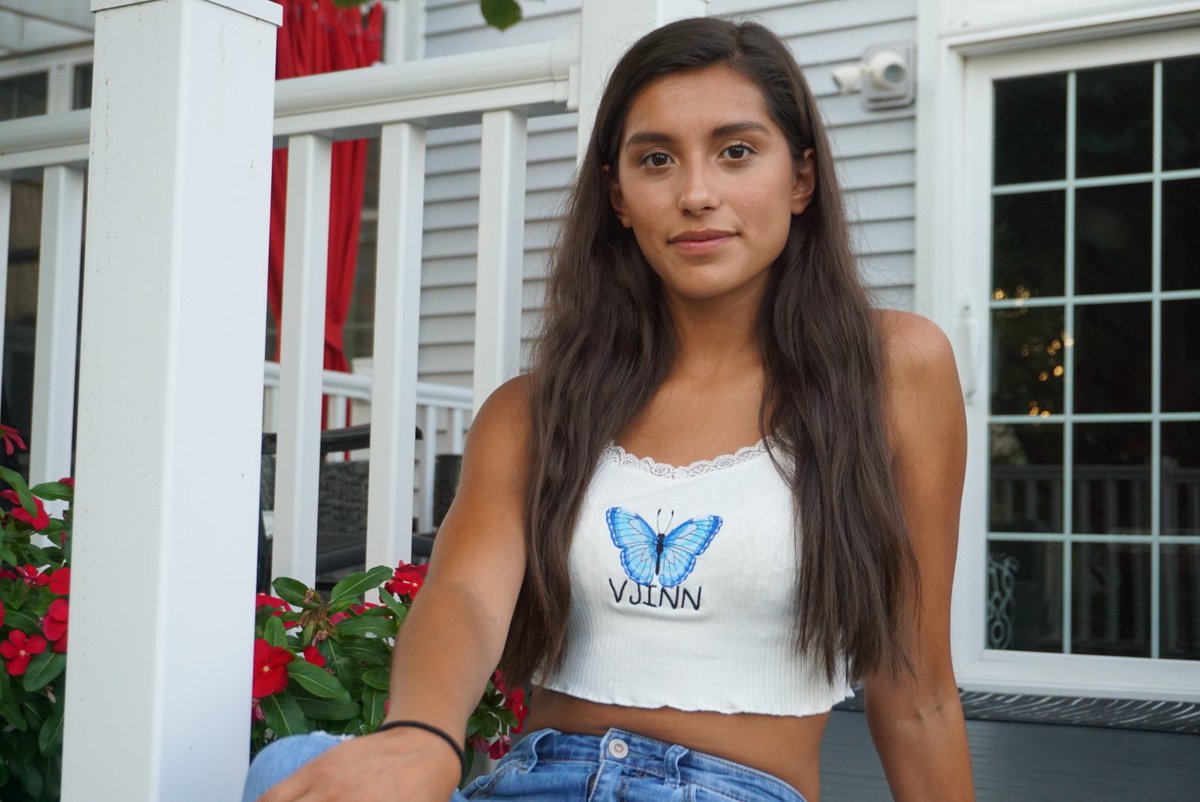 thevjinn's tweet photo. New embroidered items available now at https://t.co/yHtbQGK06E 🦋☀️ https://t.co/u9ki8lFzQw