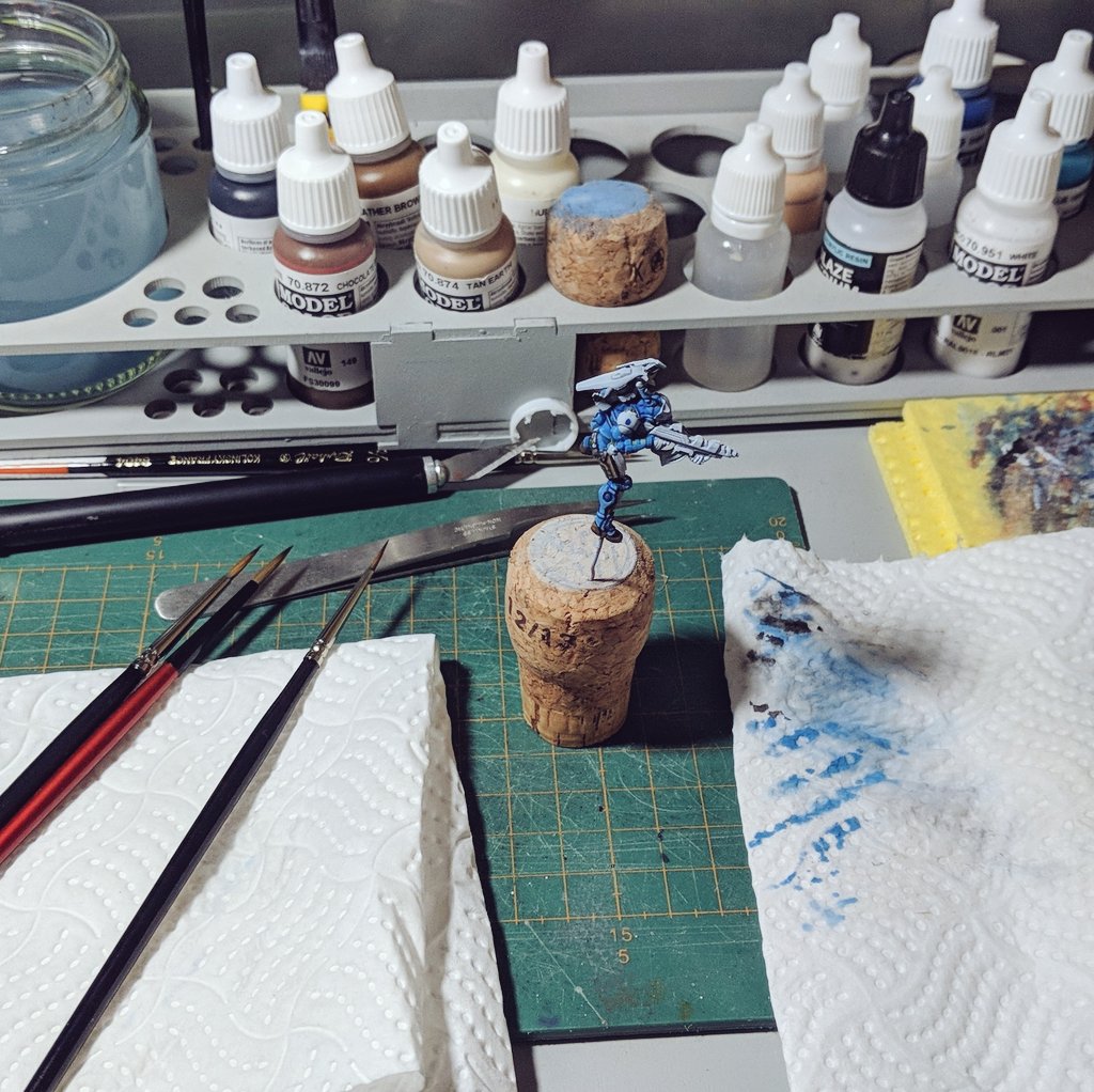 ManaDorkMike's tweet image. When the wife has friends over it&apos;s time to #paintminiatures 

This is my last #panoceania model before I plan on starting on the #OPKaldstrom box