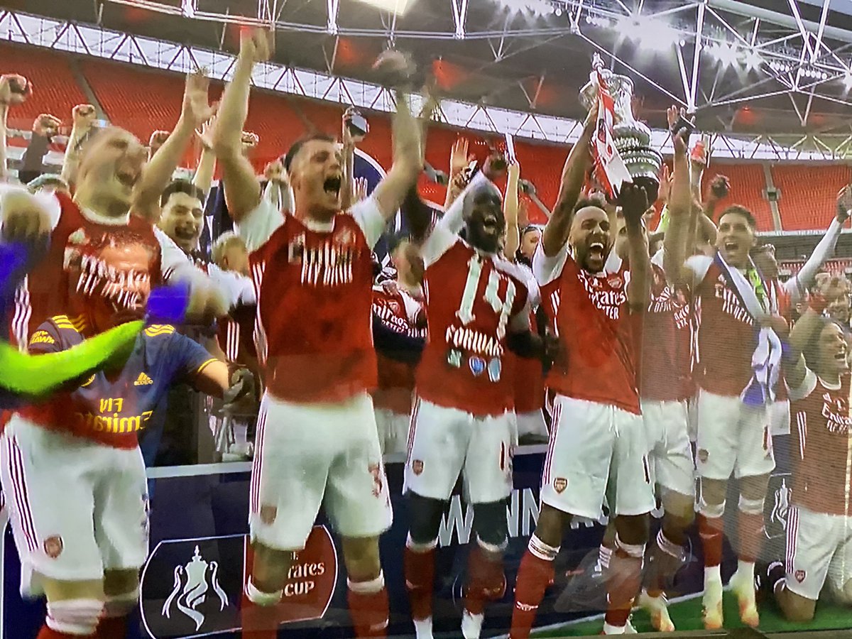alexholttweets's tweet image. Arsenal !!!!!! Finally something to celebrate this season !!!! #arsenal #facupfinal #winners #europe #happyholts