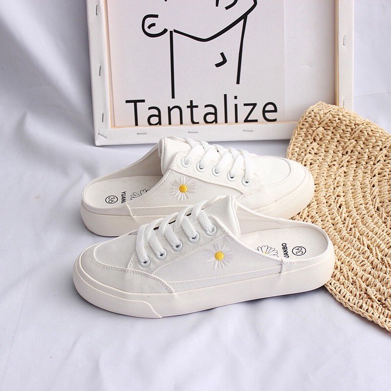 รองเท้าผ้าใบดอกเดซี่มี 2 สี
Size : 35 - 40
Pice : 500 {รวมส่ง} {พรีออเดอร์} 7-15 วัน
#รองเท้าผ้าใบ #พรีออเดอร์ #พรีออเดอร์จีน https://t.co/XxaV1iPfAB