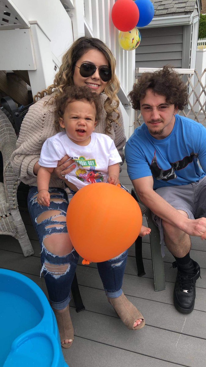 JCaasper's tweet image. Happy National Girlfriend day to the goat @savcarvalho