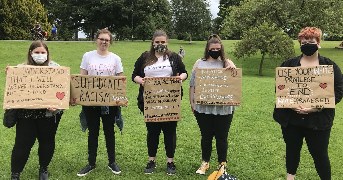 mum_pumpkin's tweet photo. Much #Solidarity on #EmancipationDay2020 200+ ppl turnout for #BLMFife ✊🏿✊🏾peaceful rally #Dunfermline . Amazing speakers &amp; poets calling for #Education #Equality #Freedom #RacialJustice  #Scotlandisnotinnocent #BlackLivesMatter ✊🏿✊🏾✊🏽🔥 https://t.co/mPtsOiOIpq