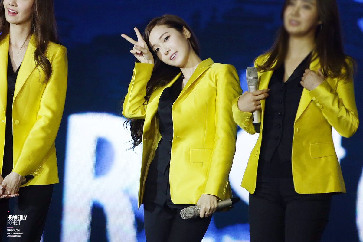 timeto_jsy's tweet photo. 140802 Best of Best in HK
#제시카 #Jessica #JessicaJung https://t.co/xDJ3W9cY0f