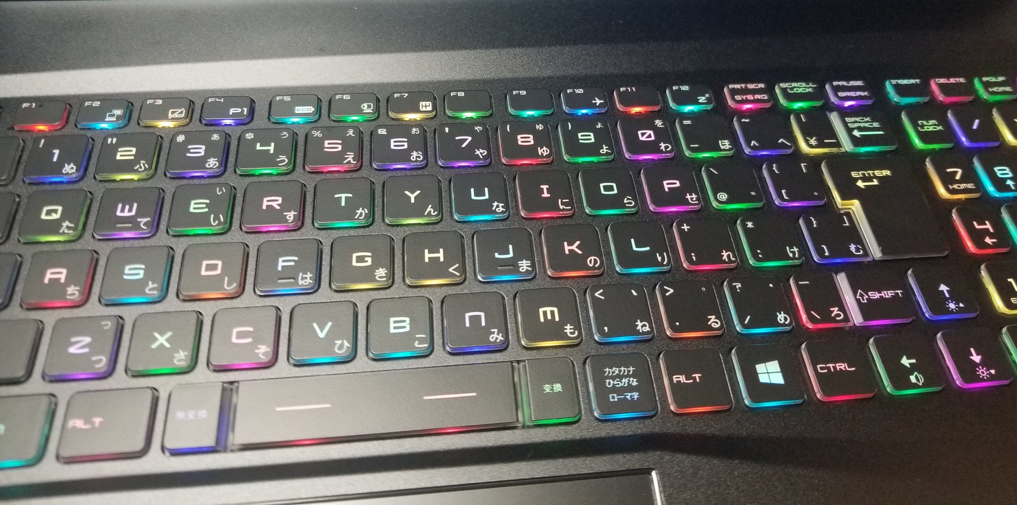 雪村とあ 新しいノートパソコン かっこいい T Co Fpyjdx4ebo Twitter