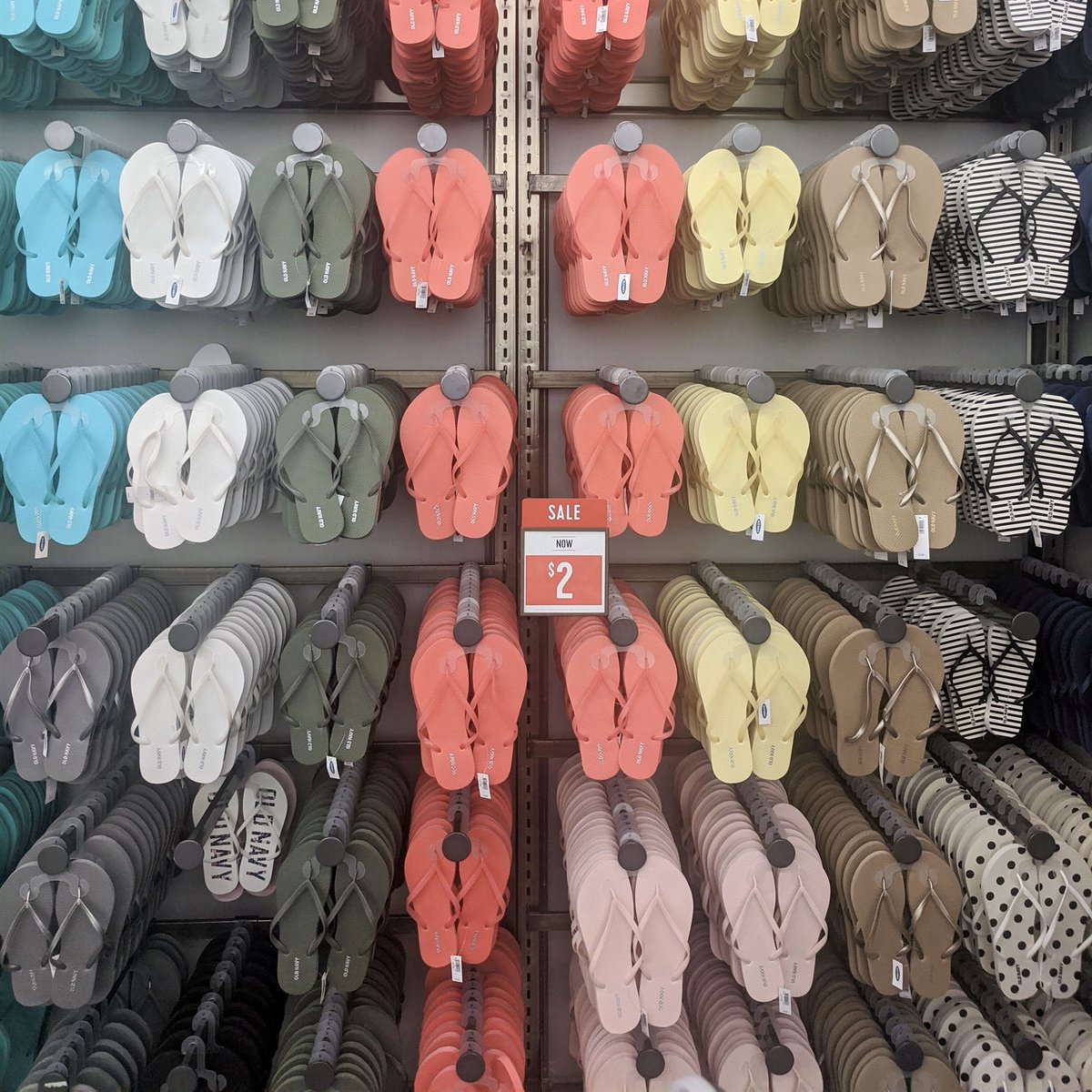 TangerTilton's tweet photo. Life is better in sandals - that’s one opinion we will never flip-flop on. ☀️ #OldNavy Outlet Women’s flip flops now only $1.60 with #TangerStyle. Save an Extra 20% OFF this month.
➡️ Get your coupons here: https://t.co/tEUHhZgCoX
#tangeroutlets #shophappy #shop #visitnh #deals https://t.co/jzPiiDakrt
