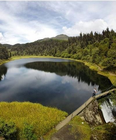 GianlucaCoccon1's tweet photo. Laguna Victoria, a 3250 msnm es de origen glaciar, está ubicada entre la población de Santo Domingo y la Laguna de Mucubaji, dentro del Parque Nacional Sierra Nevada...Edo Merida VENEZUELA 🇻🇪🇻🇪🇻🇪🇻🇪🇻🇪🇻🇪🇻🇪🇻🇪🇻🇪🇻🇪🇻🇪🇻🇪🇻🇪🇻🇪 https://t.co/1nRxEyP97d