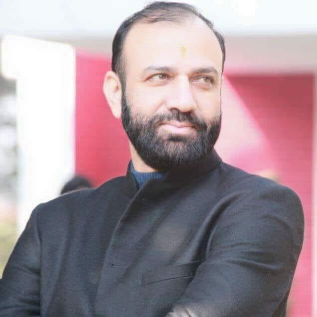 jkhawk1's tweet photo. Dr sushil Sharma (HOD cardiology department) super speciality jammu 
 Greeting people on Eid and  has also wished for wellbeing of whole world specially in this testing time he advised people to follow  sop while celebrating festival with zeal and fervour @DrSushil6 @listengagan https://t.co/JCHkssP2jP