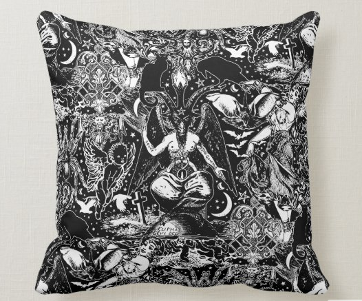 MooseDisco's tweet photo. 30% off cushions ends tonight: @zazzle #gothicdecor #fundecor #altdecor #retrodecor #alternativedecor #cushions #throwpillows #mydesign #myart #smallbusiness 
🦄💕👀👼👄🧙‍♂️🦊🦋🪐🦇
https://t.co/uF1rGmpQp4 https://t.co/muSZoouTRi
