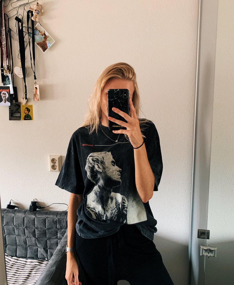 daphn 🦋 tweet media