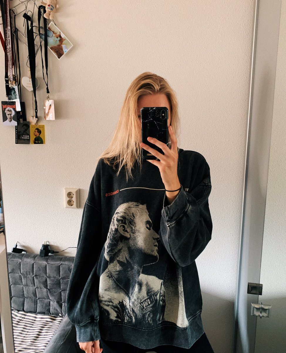 daphn 🦋 tweet media