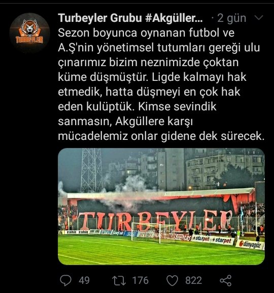 kirilov0135's tweet photo. #DemirsporSüperLige 
Tarihe not düşsün : Iki tribün arasinda ki fark ! https://t.co/kCi2X2YmLz