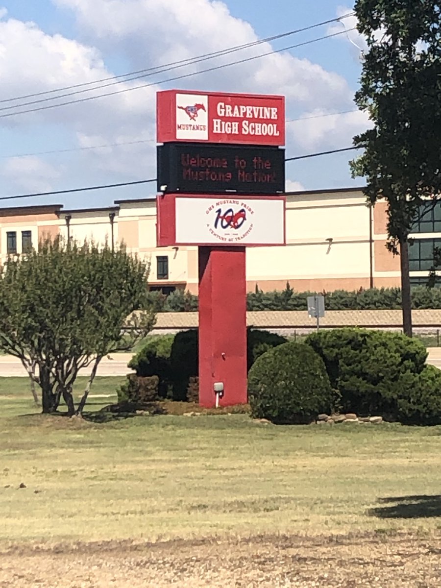 Welcome to the Herd night! Drive-through welcome class of 2024! See ya August 14 from 6-8 pm #ghsunity