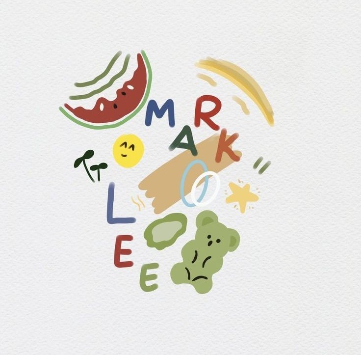 henvies's tweet photo. uma thread provando que mark lee está fazendo dois aninhos e não vinte e dois ; uma thread mais que necessária 
#HAPPYMARKLEEDAY 
#MARKLEE 
#markleeday https://t.co/4tDm61Ahdb