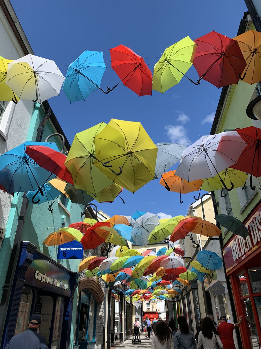 veggingvegan's tweet photo. Road trip... overnighter at Kilkenny ❤️ #roadtrip #kilkenny #irelandroadtrip #roadtripwithhubby #supportinglocalbusinesses https://t.co/Jdyj8ffPUP