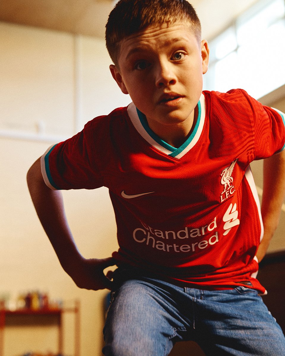 LFC's tweet photo. For this club. For this city. For you. ✊🔴

#TellUsNever https://t.co/ABxOJ3fs9E