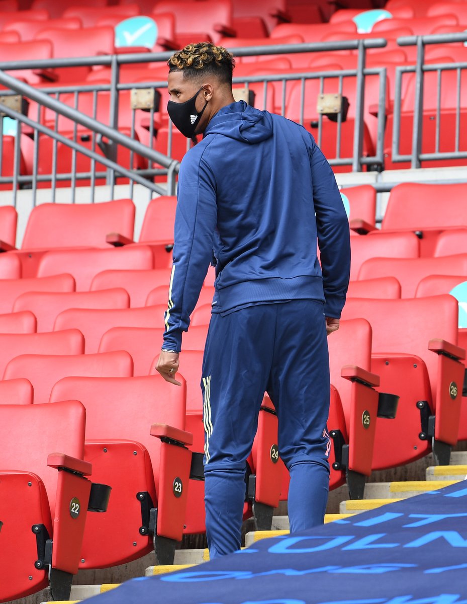 Arsenal's tweet photo. Here to support The Arsenal.

Good to have you with us, lads ❤️

#HeadsUpFACupFinal https://t.co/ZjoIIQWsiT