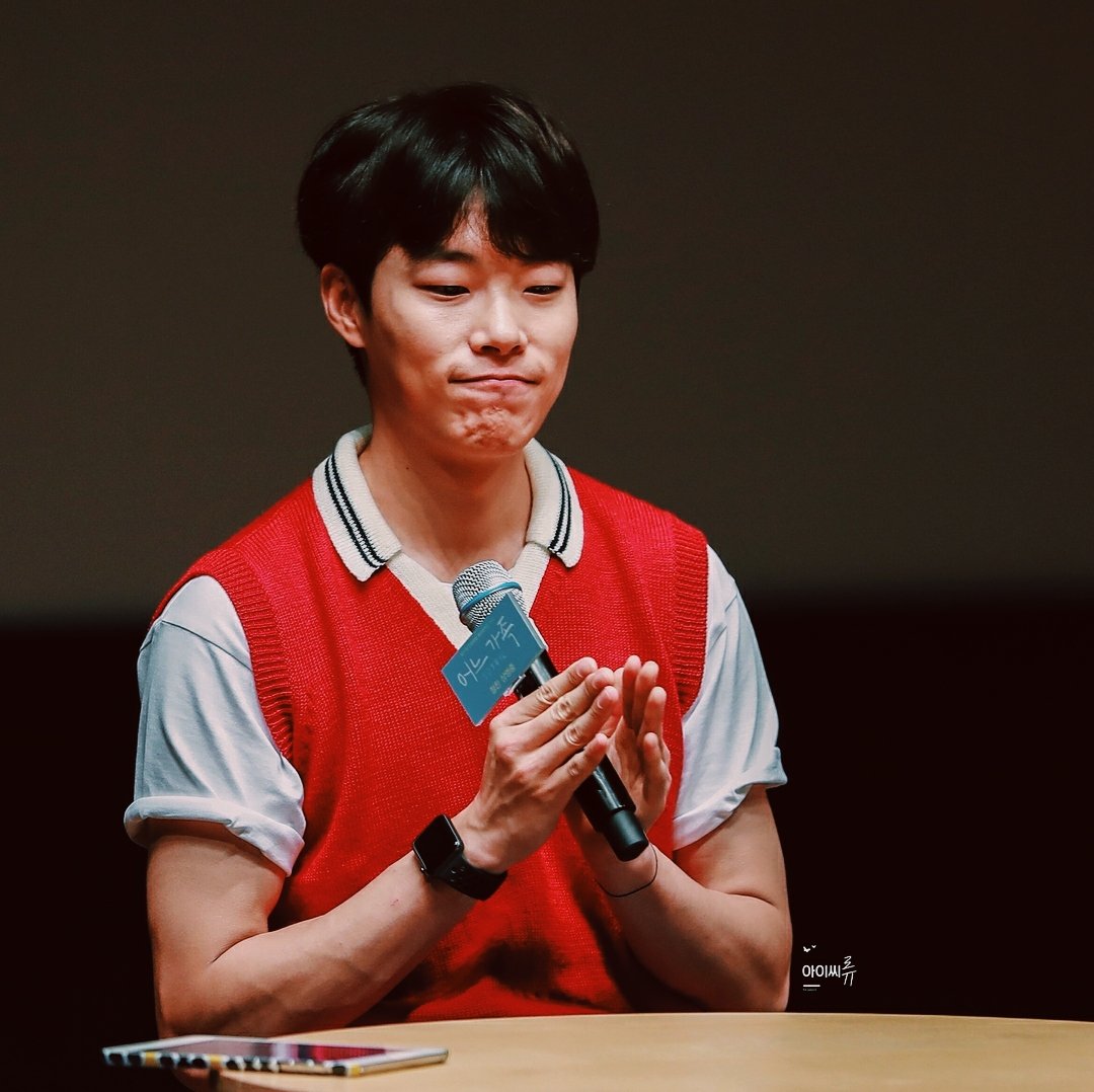teamryusdb's tweet photo. #류준열 in all my favorite colors. https://t.co/MWFzLNuLvE