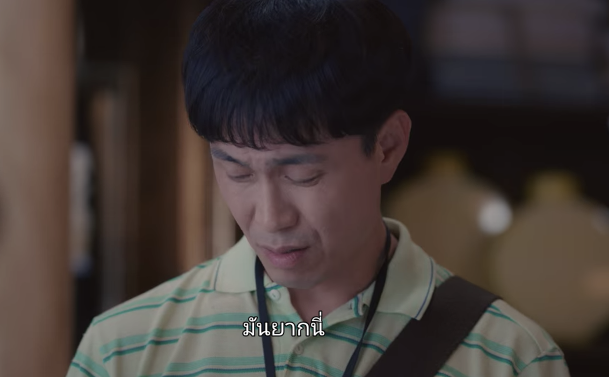 ormper93's tweet photo. พอเรื่องมันทำให้เราโฟกัสกับอารมณ์ เราจะเห็นการแสดงสีหน้าของตัวละครชัดมาก อย่างตอนที่มุนยองติงานวาดของซังแท สายตาแข็ง ดูหงุดหงิด พอซังแทบอกว่ามันยากเพราะไม่เคยทำมาก่อนมุนยองเปลี่ยนสายตาดูซอฟ ดูเห็นใจขึ้นมาเลย แง #ItsOkayToNotBeOkayEP13 https://t.co/NuYFKaeVlo