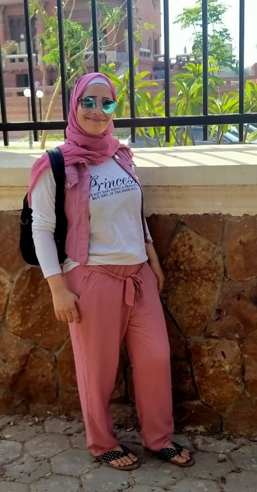 4everToma1a2s3d's tweet photo. انا بكرا عـيد مـيلادي ال 40 ي بشر والله ما باين عليا 😊 لسا مزة 😂😂😂كل سنة ونتي طيبة ي انا 🎉🎇🎊🍰 https://t.co/99GBCjmv1Q