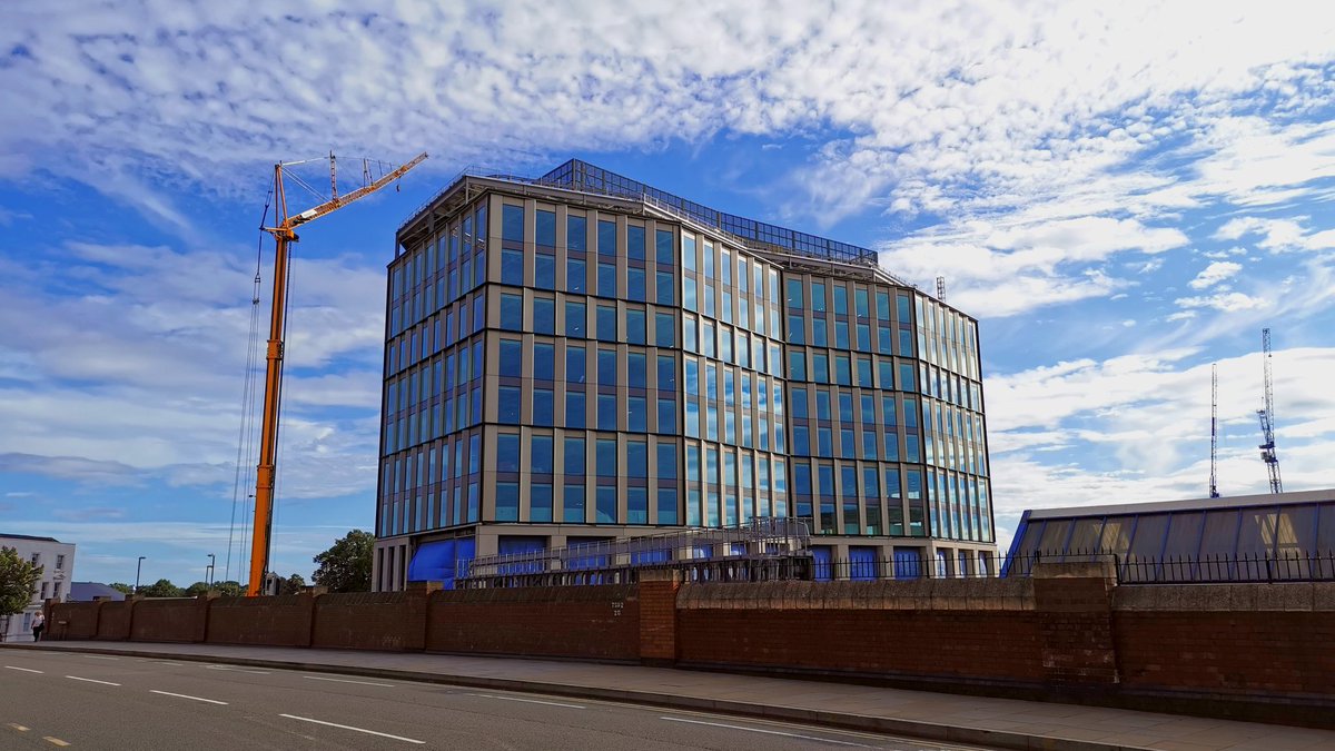 Tower_Zinger's tweet photo. @Nottinghasm It's not all ugly building in #Nottingham let's hope they can get broadmarsh sorted out soon. https://t.co/1yQA73cCF1