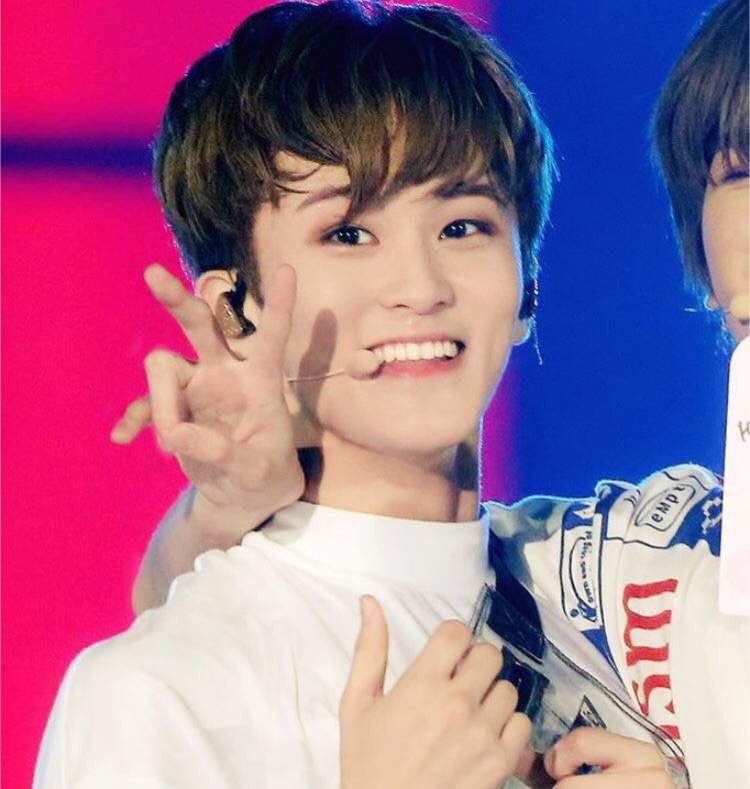 mark lee onstage: -passionate -some of his biggest smiles -will brighten your day when release by a reliable fansite