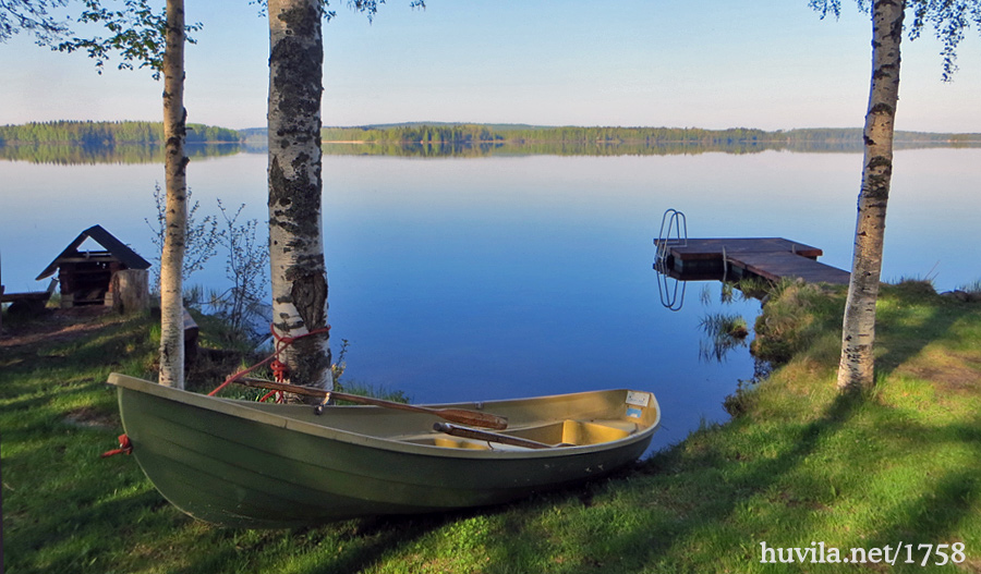 huvilanet's tweet photo. @iltalehti_fi Ylä-savossa löytyy huikaisevan kaunista rantaa myös naturismin ystäville nautiskella rauhassa.
#tissit #bikinit #uimaranta
#PohjoisSavo #Lapinlahti #vuokraa #mökki > https://t.co/440XrhQ2ME https://t.co/dCml8l9agG
