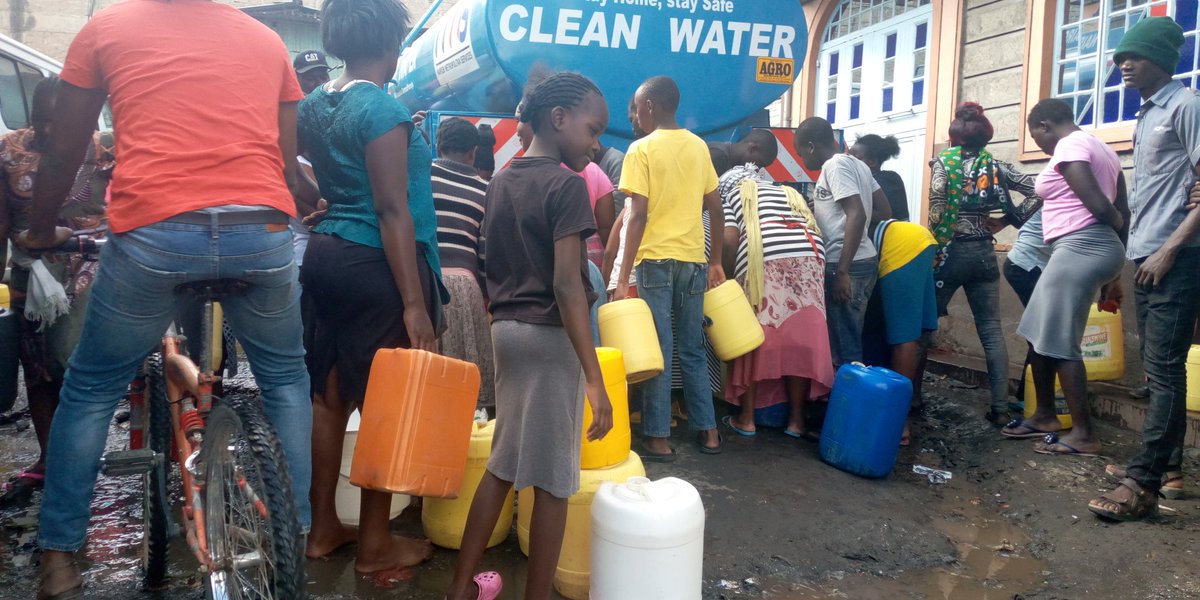 MukuruAngaza's tweet photo. Thanks @NMS_Kenya for the efforts to supply free water to Mukuru residents. 

Thanks you to NMS Director General Maj. Gen. Mohammed A. Badi and the entire team. 

#improvesservicesbynms
#WaterIsLife
#weshallovercomethispandemic
@NMS_Kenya https://t.co/dDbj9RT9g5
