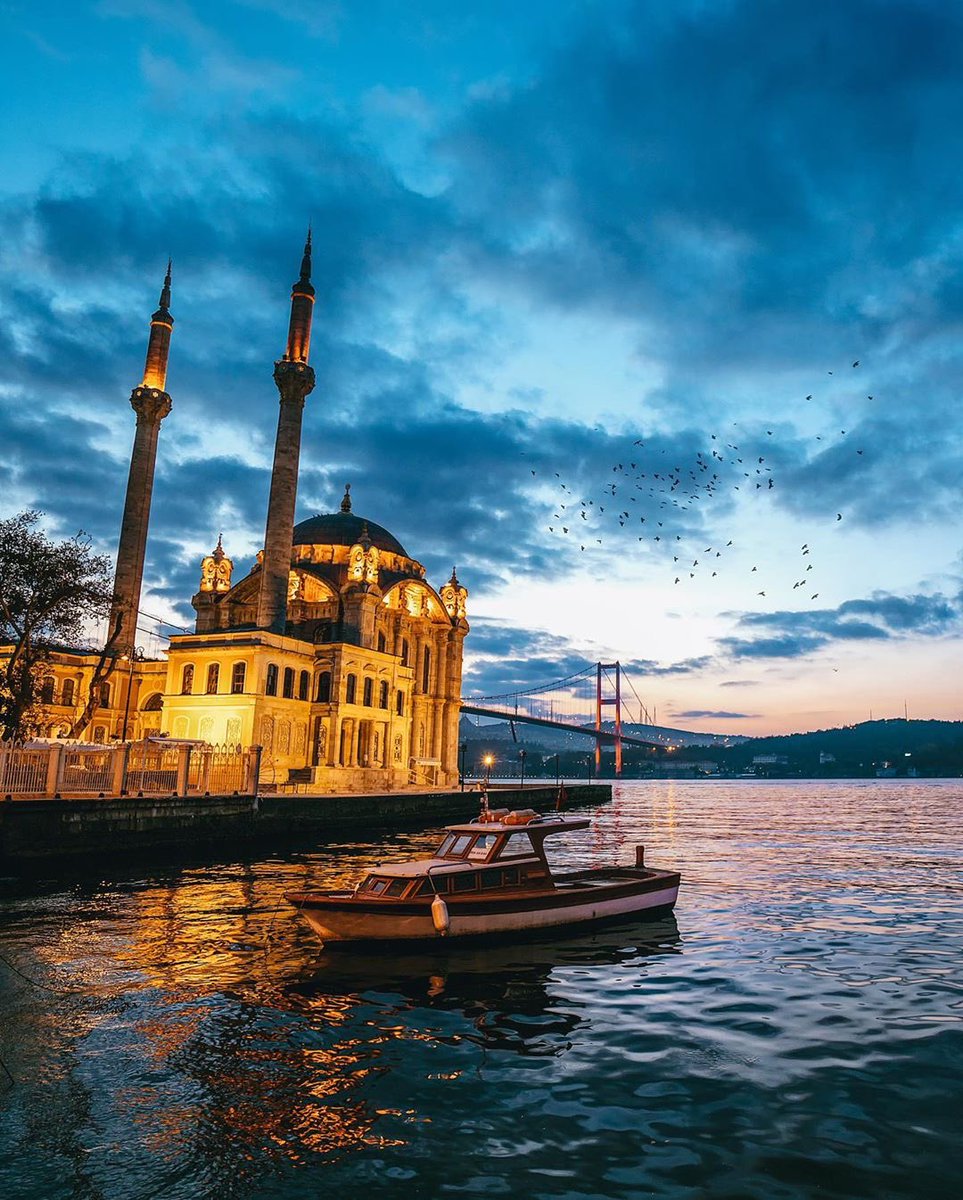 Beşiktaş, Ortaköy’e git