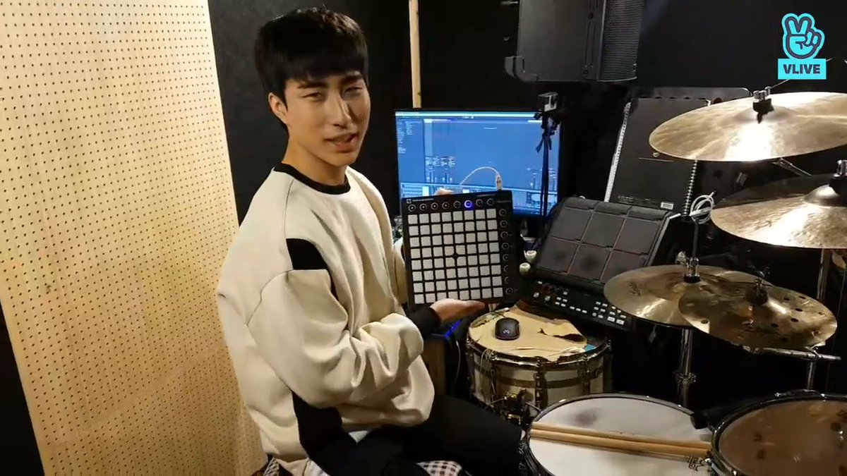 ☆ Harin's Launchpad and Synth Drum PadName: - #ONEWE  #원위  @official_ONEWE  #Harin  #하린