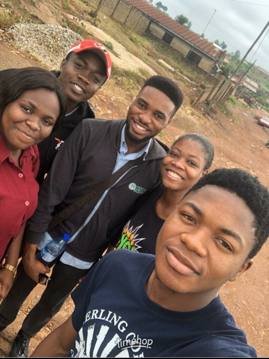 And so, 22/05/19, I & my indefatigable Regional Secretary  @komolafe_rose visited the new  @thegreatAMSA excos led by new president  @StephenKessi & we set up the LOC, &  @armstrongnyoni as the LOC Chairman.  @osasuu_ my padi, and immediate past PRO of AMSA tried to match my smile 