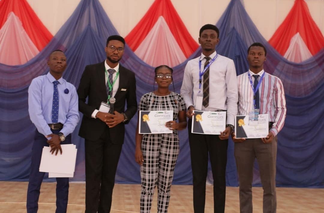 The Innovation Challenge was indeed beautiful as we saw evidences of how Medical Students can indeed think outside the box to come with solutions for Common Public Health Challenges.The VATE team from  @ibadanmedicine won the challenge.