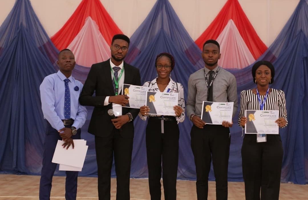 The Innovation Challenge was indeed beautiful as we saw evidences of how Medical Students can indeed think outside the box to come with solutions for Common Public Health Challenges.The VATE team from  @ibadanmedicine won the challenge.