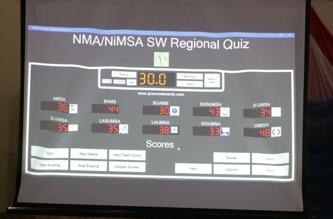 The NMA Quiz was equally as interesting, as SW MSAs juggled for the tag of "StuffLords" of the region which saw  @ibadanmedicine win again on the day. Mr President  @bolu_twits Kudos to Segun Onaade of UIMSA, the RD on Academics, who came up with the idea of an e-scoreboard.
