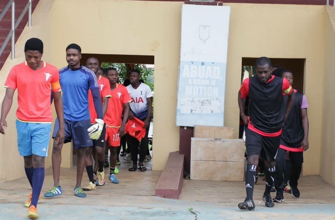 We headed to the Stadium on Saturday morning for sports, which included a 3-1 victory for the hosts, as they faced up against the Regional all-stars, with LOC Chairman  @armstrongnyoni bagging 2.My friend Nimi, can be seen hitting the volleyball as well, with madam VP looking on.