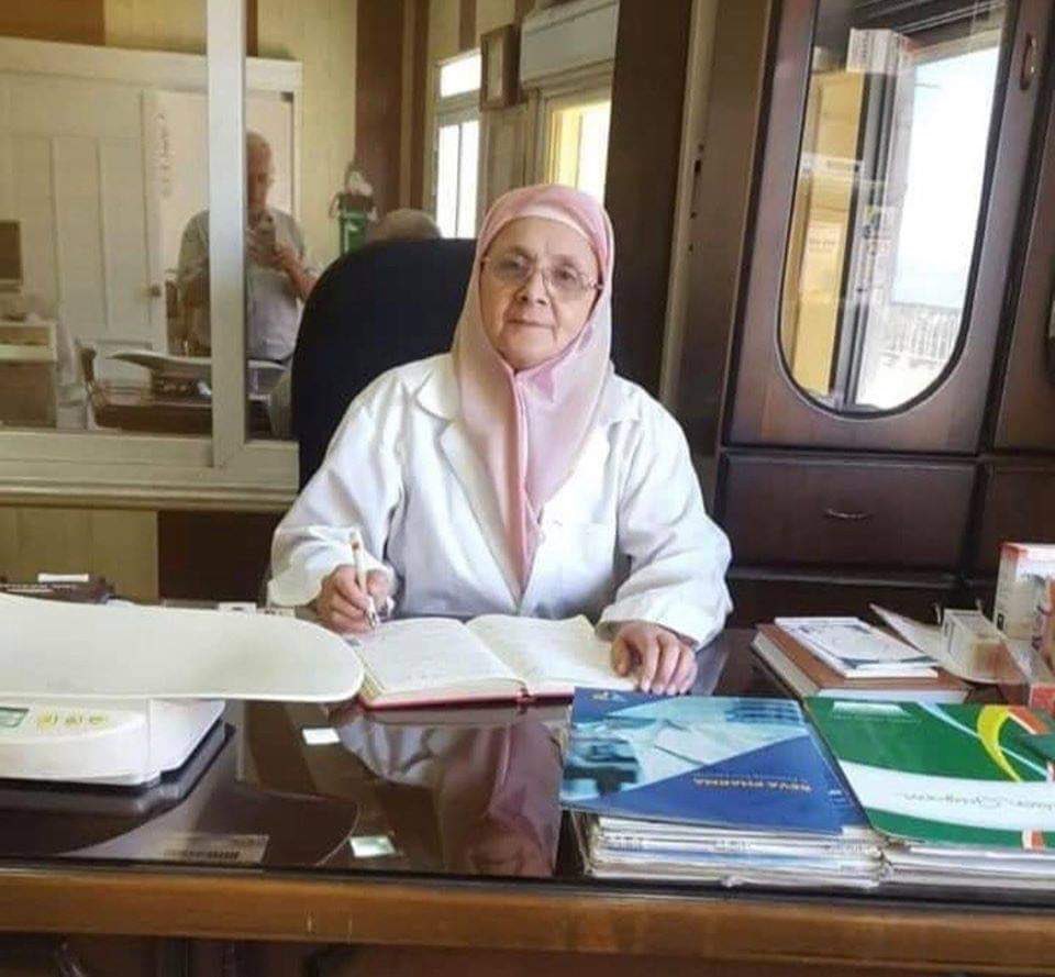 وفاة الدكتورة #عالية_القصاص #طبيبة_الفقراء 
والتي كانت سند وملجأ للفقراء بمدينة #سلقين حيث كانت تعالجهم مجاناً.